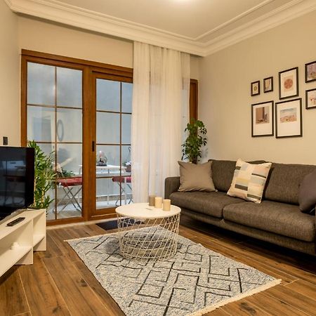 Appartamento Spacious And Comfy 2Br In The Heart Of Cihangir Provincia di Provincia di Istanbul Esterno foto